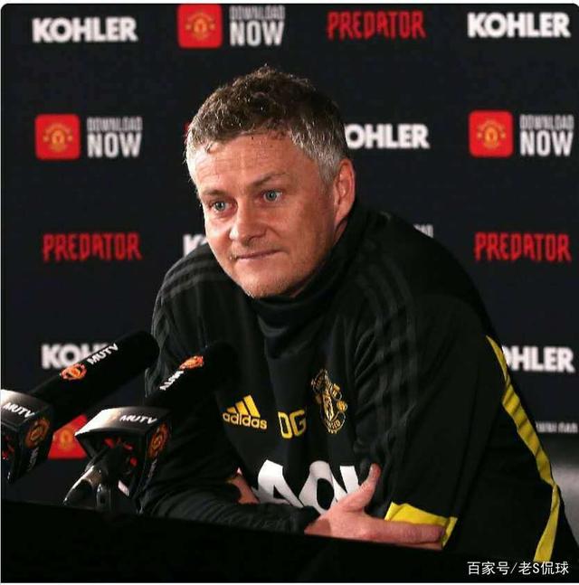 曼联客场逼平沃特福德，客场战绩稳固不败