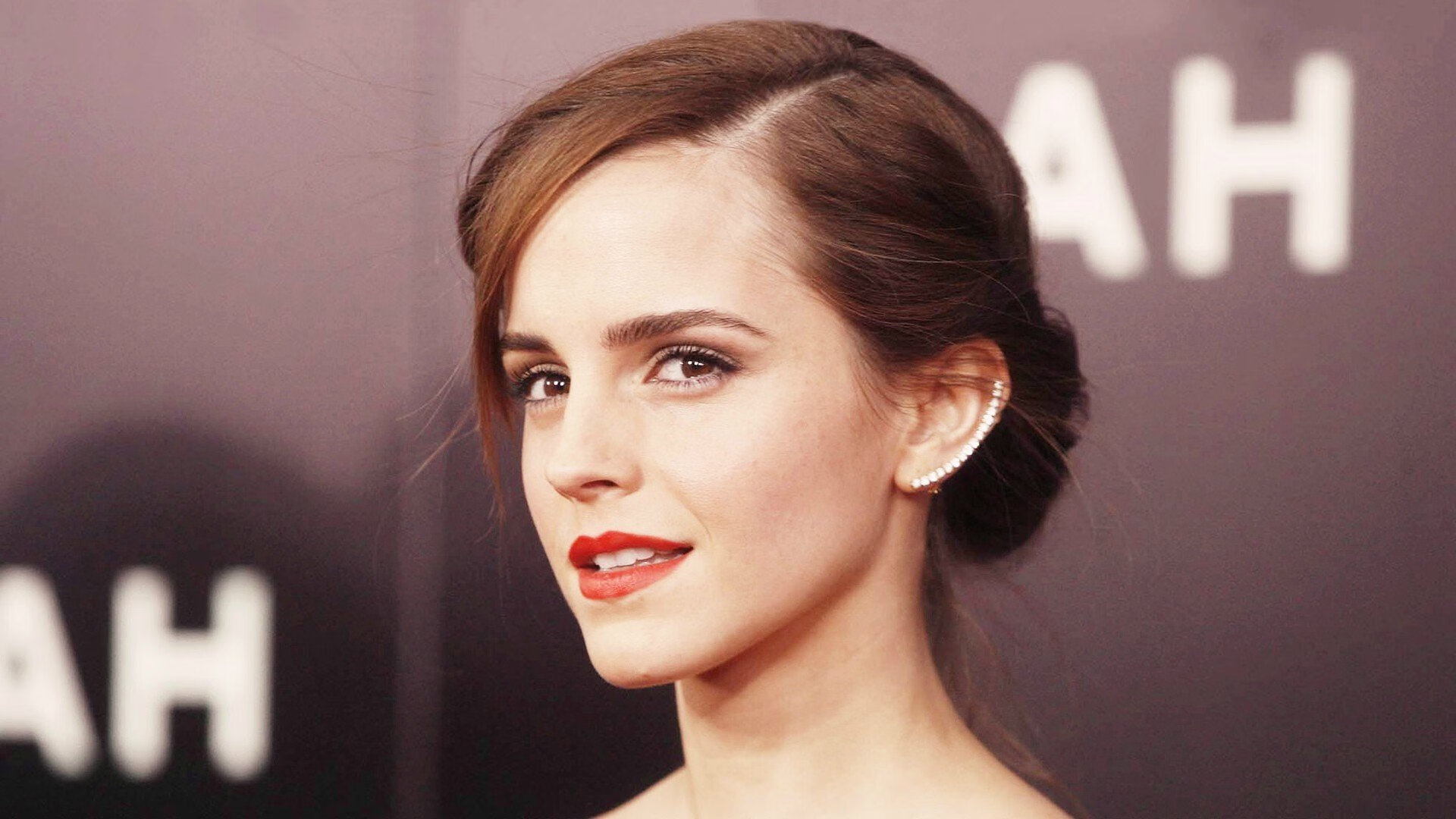 弗拉霍维奇爆发点燃欧陆烽火,苏格兰铁蹄意外制霸奥地利