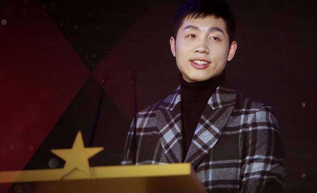 法国队翻盘波兰队,许昕点燃赛场 法国队翻盘波兰队,许昕点燃赛场